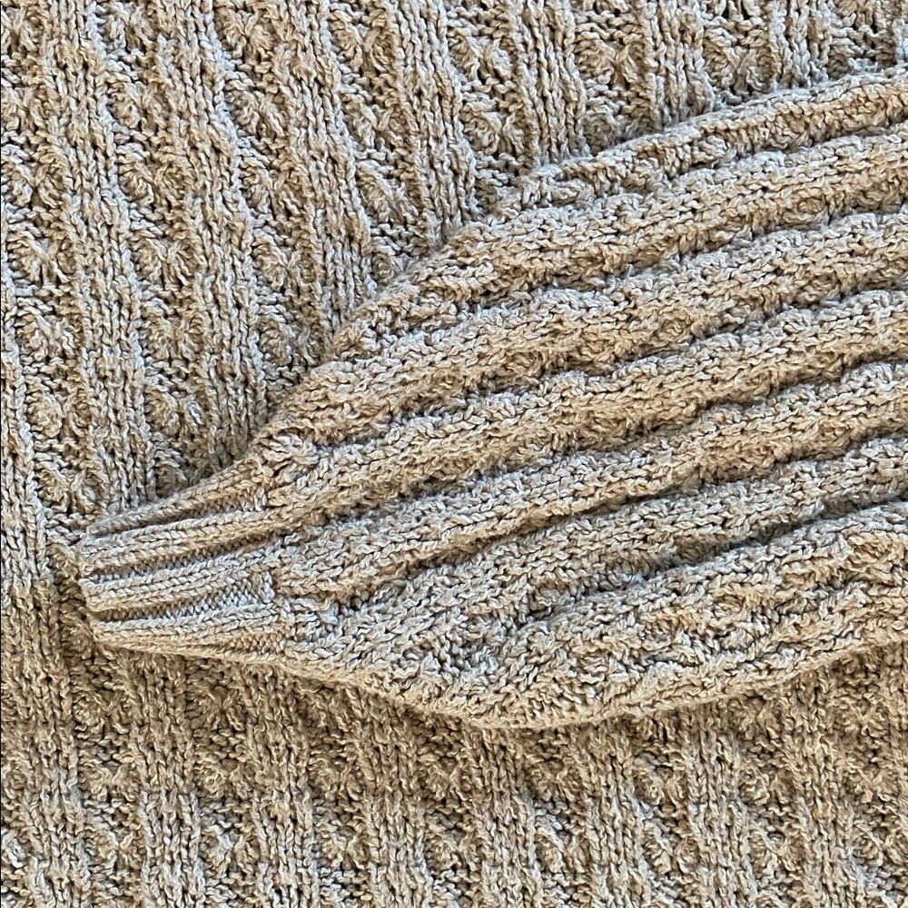 Blu Pepper cable knit sweater and shorts set - Picture 7 of 8